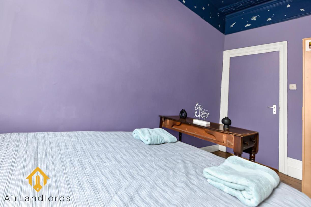 Peaceful 2-Bedroom Flat Near Queens Park Station London Kültér fotó